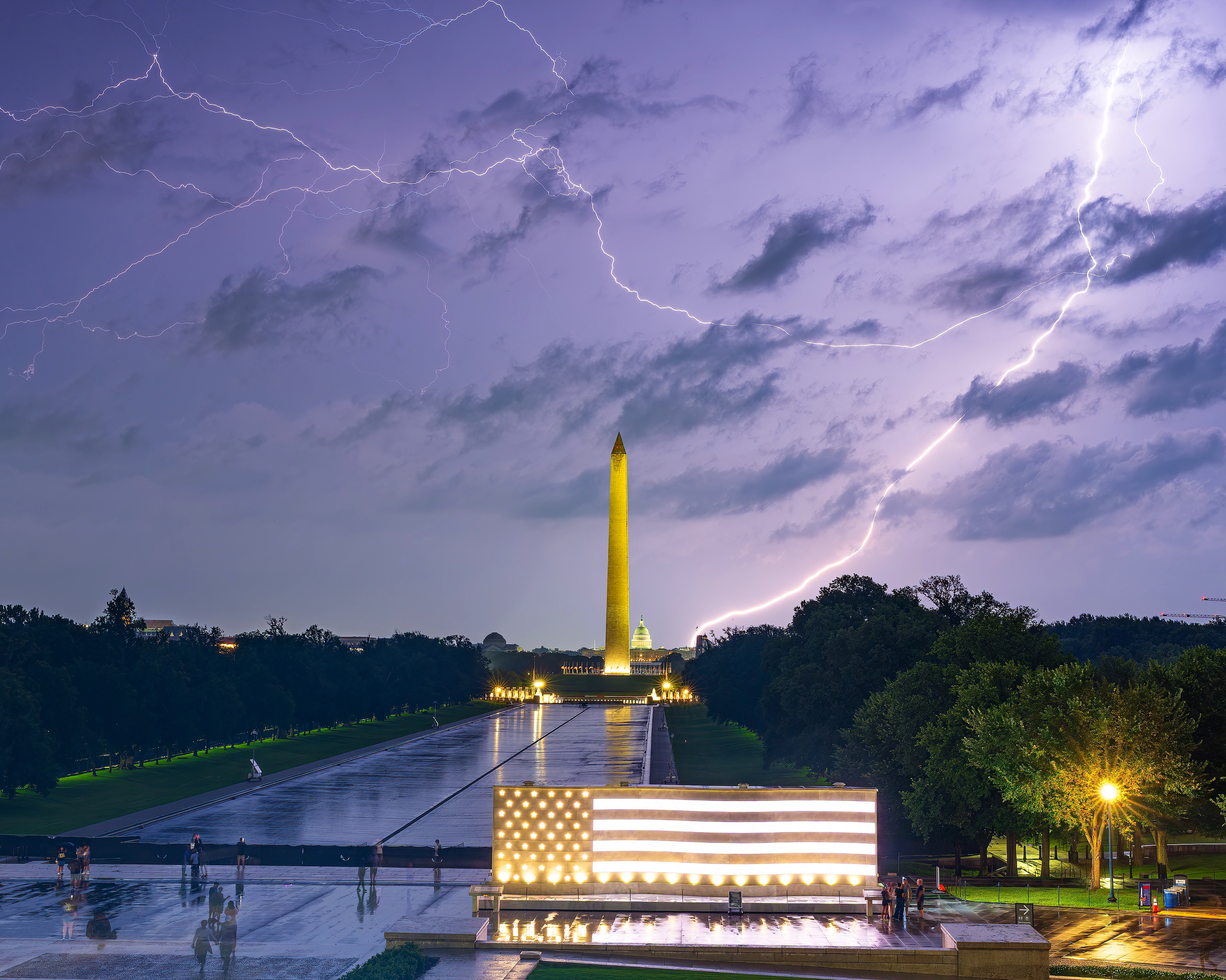 Evening lightning over Washington, DC