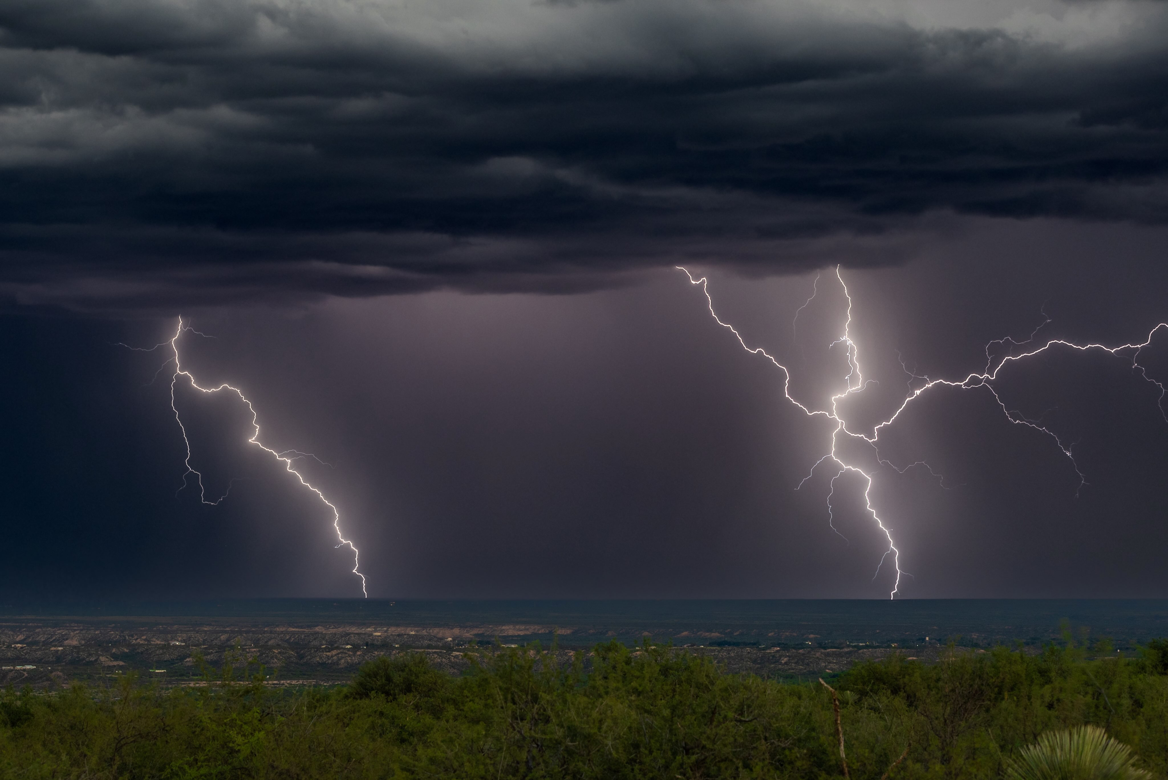 Twin lightning bolts over the Arizona desert